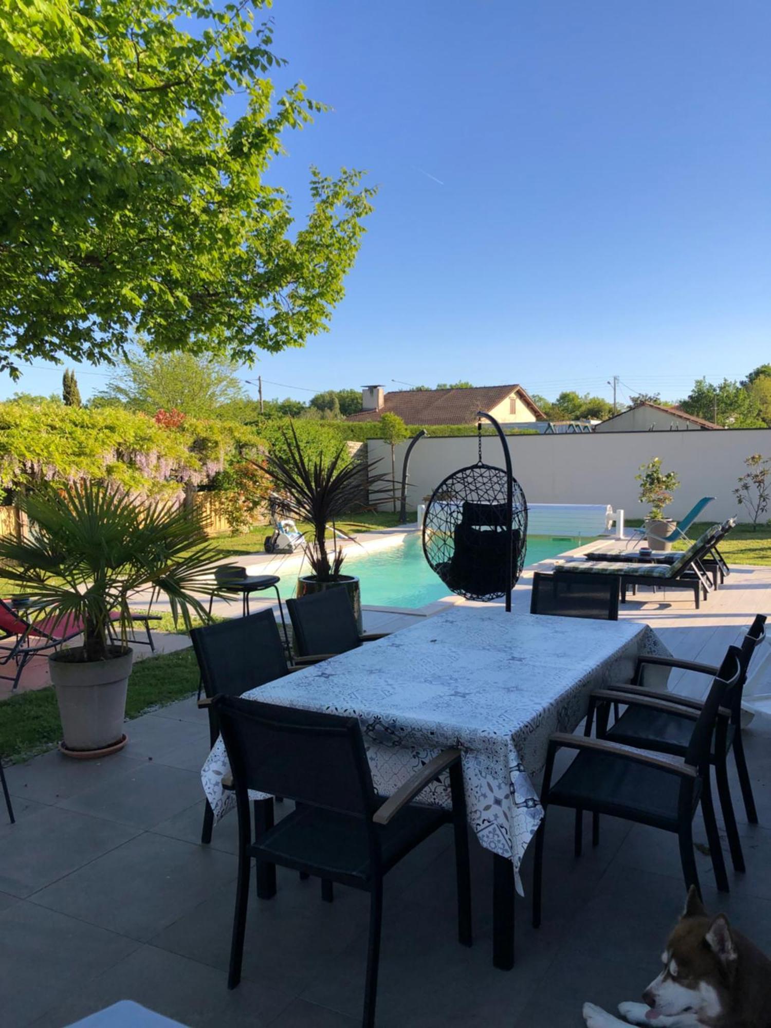 La Pepiniere Bed & Breakfast Saint-Sulpice-et-Cameyrac ภายนอก รูปภาพ